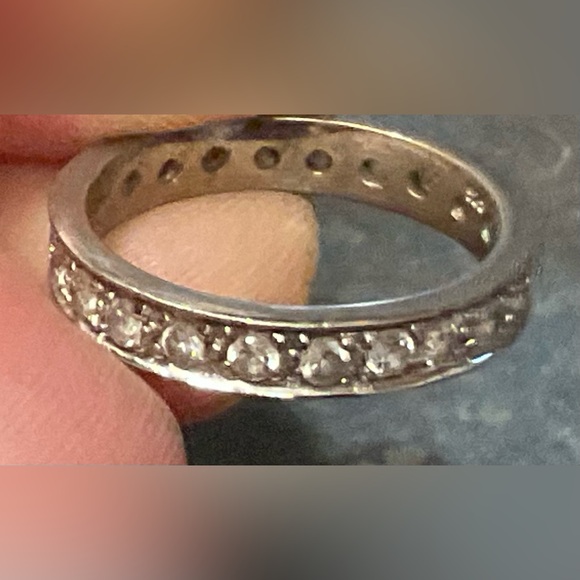 Classic Women’s Sterling Silver Topaz or CZs Eternity Band, size 6 3/4 - Picture 2 of 2